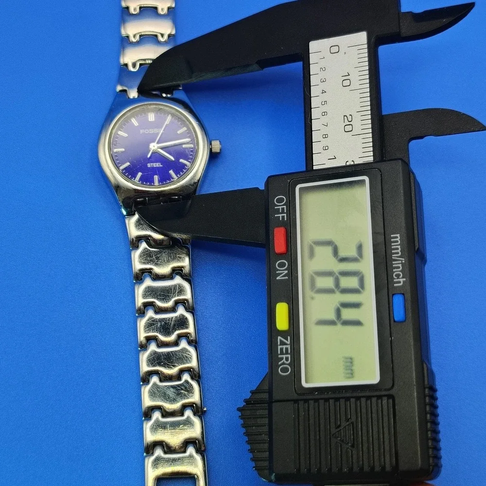 Vintage 2002 Fossil Emerald Blue Dial‎ 28mm Women's Quartz Watch Fully Restored